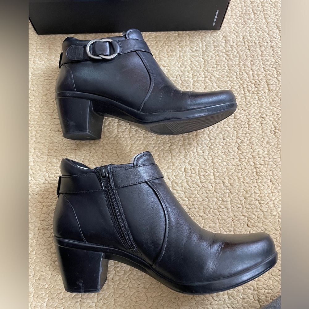 Naturalizer Elisa Black Boots - Size 8.5M - Picture 3 of 8